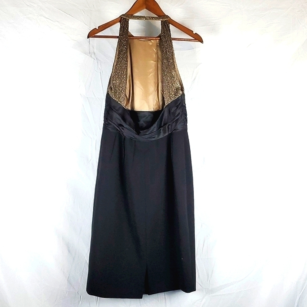 Carmen‎ Marc Valvo Collection Black and Gold Silk Sequin Dress - Picture 4 of 11